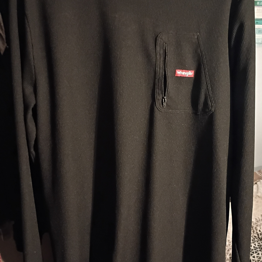 Large Wrangler Long Sleeve Black Shirt with zip up pocket